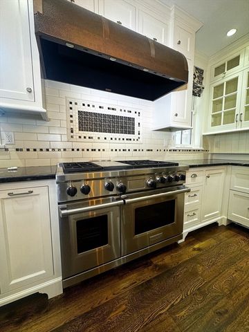 154 Main St, Andover, MA 01810