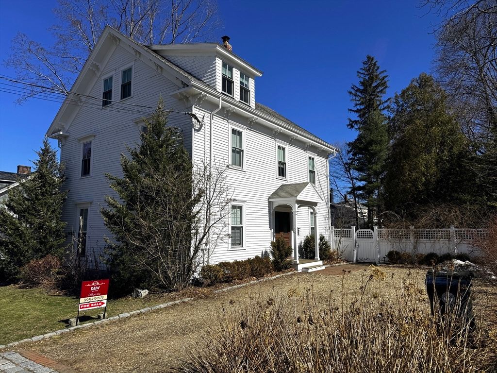 154 Main St, Andover, MA 01810