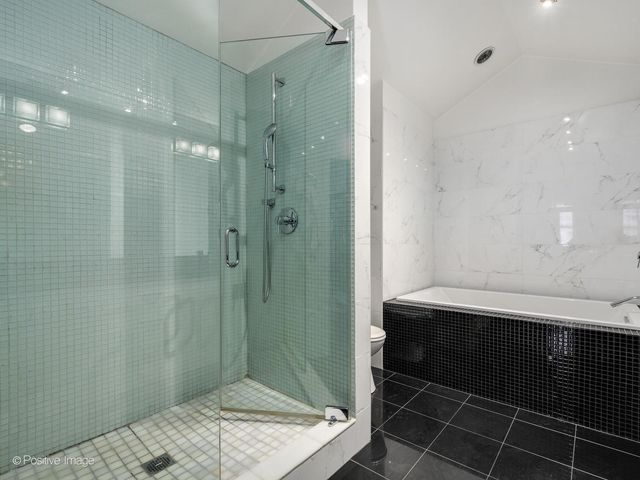 360 W ILLINOIS Street 8F, Chicago, IL 60654