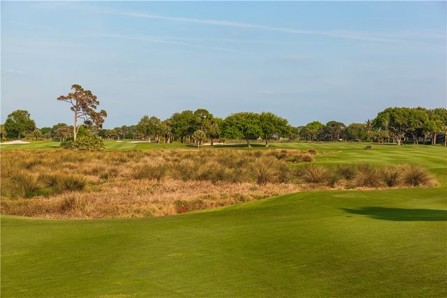 838 Carolina Circle SW, Vero Beach, FL 32962