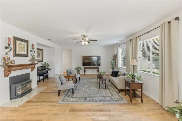 3046 Indianapolis, Clovis, CA 93619