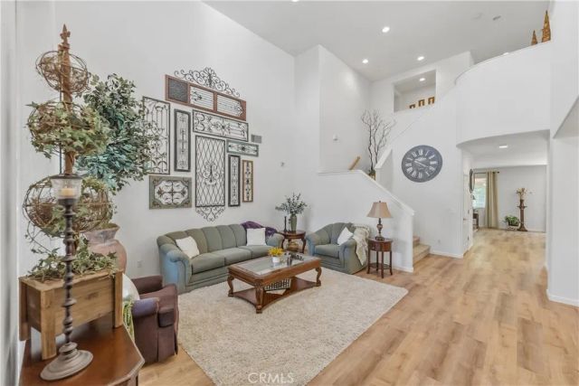 3046 Indianapolis, Clovis, CA 93619