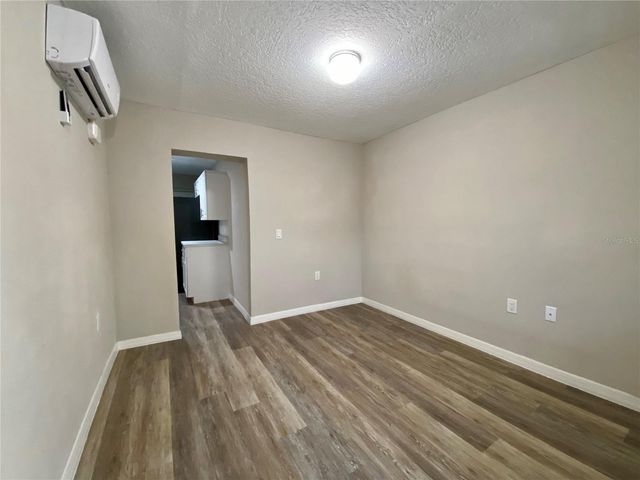 1110 BATES AVENUE 102, Eustis, FL 32726