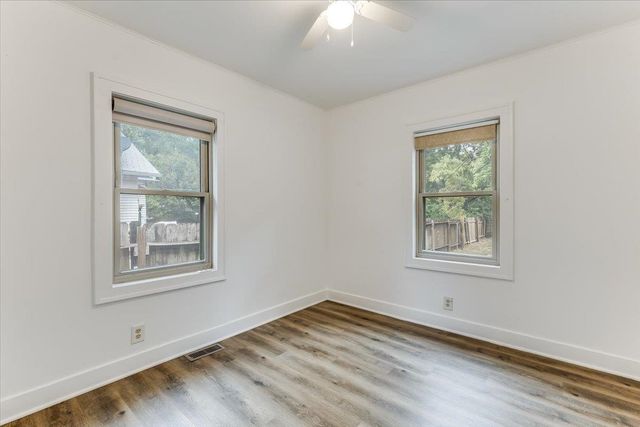 444 N Edwards, Wichita, KS 67203