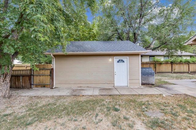 444 N Edwards, Wichita, KS 67203
