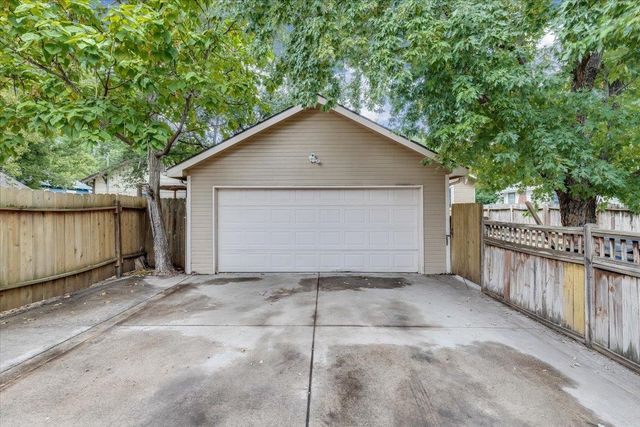 444 N Edwards, Wichita, KS 67203