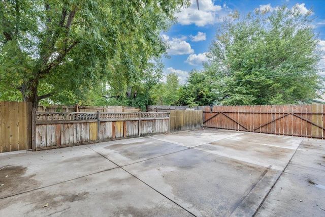 444 N Edwards, Wichita, KS 67203