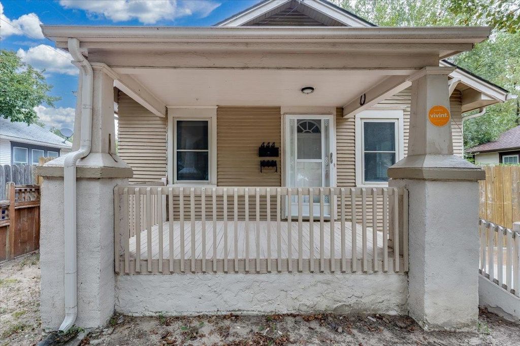 444 N Edwards, Wichita, KS 67203