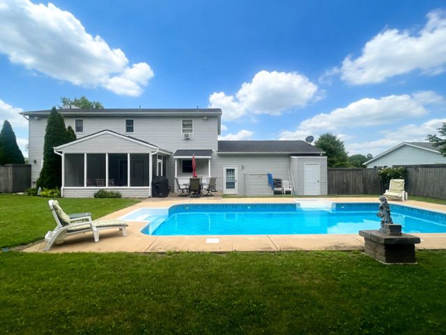 64 RALPHS CT, Martinsburg, WV 25404