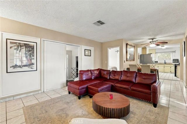 10481 Remick Ave, Pacoima, CA 91331