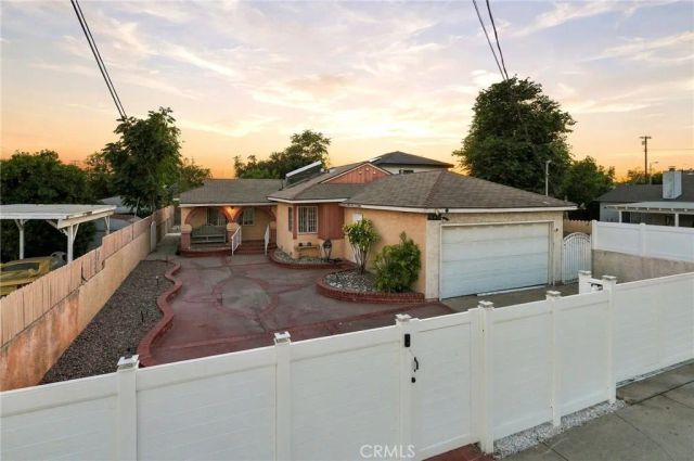 10481 Remick Ave, Pacoima, CA 91331