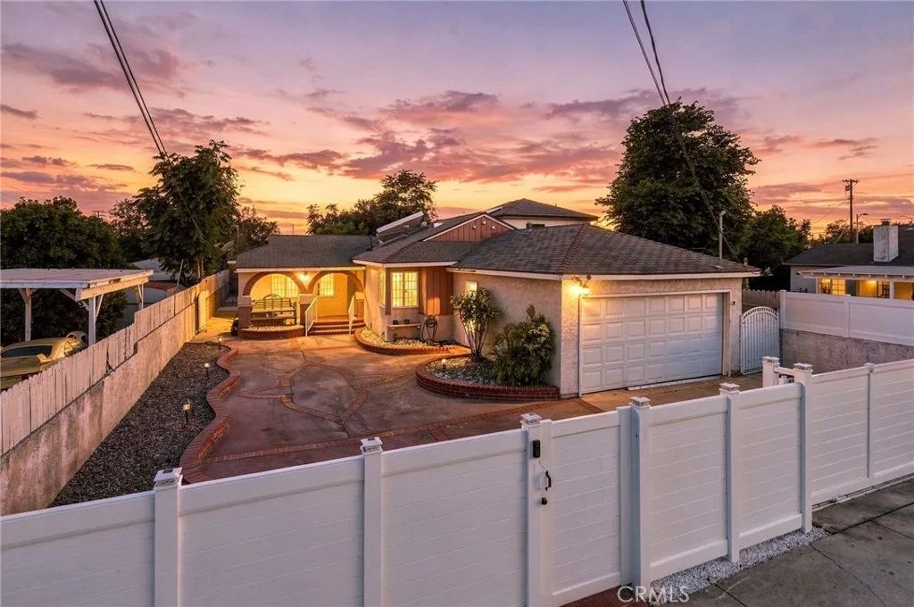 10481 Remick Ave, Pacoima, CA 91331