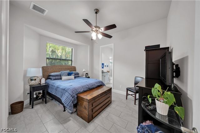 2706 Shelby PKWY, Cape Coral, FL 33904