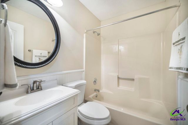 104 Fox Meadow Court, Warner Robins, GA 31093