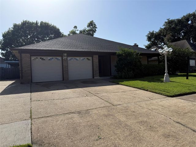 6006 Egypt Drive, Pasadena, TX 77505
