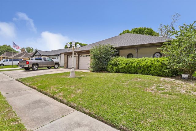 6006 Egypt Drive, Pasadena, TX 77505