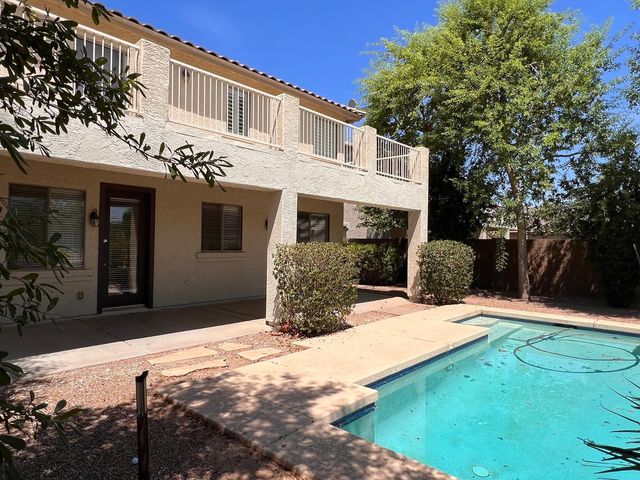 6631 S Classic, Gilbert, AZ 85298