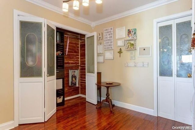 1213 E Broadway B24, Hewlett, NY 11557