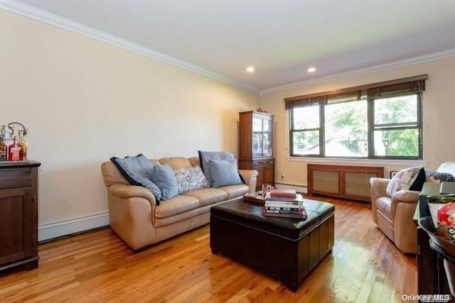 1213 E Broadway B24, Hewlett, NY 11557