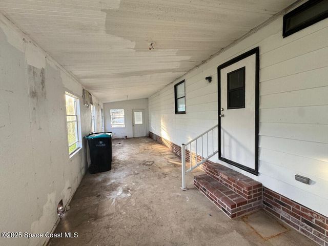 1973 Mango Street NE, Palm Bay, FL 32905