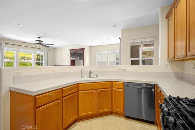 15659 Vista Way 100, Lake Elsinore, CA 92532