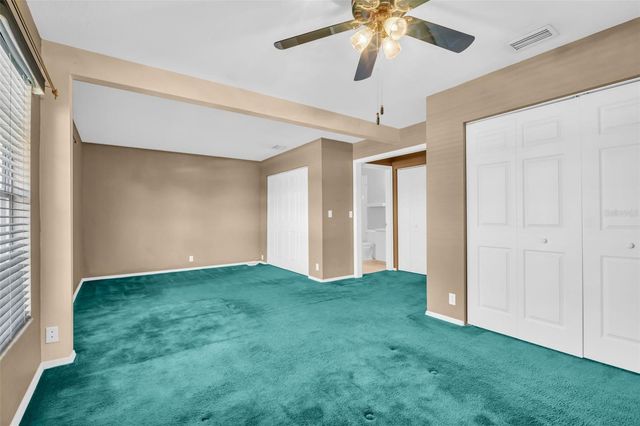 682 GREEN VALLEY RD ROAD Apt C-3, Palm Harbor, FL 34683