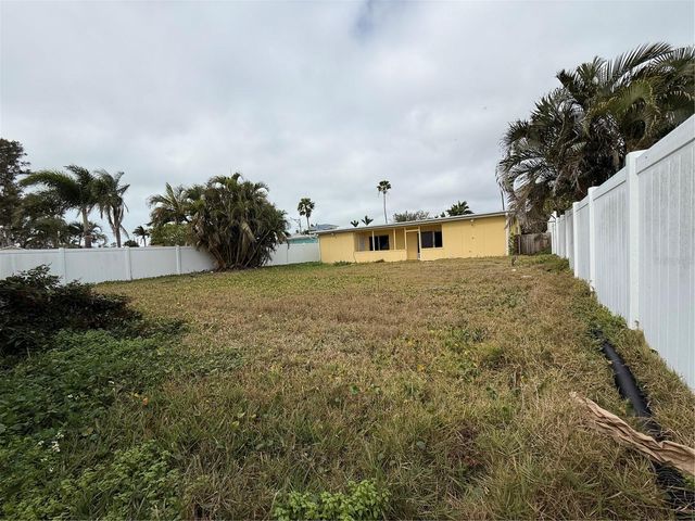 1015 BOCA CIEGA ISLE DRIVE, St Pete Beach, FL 33706