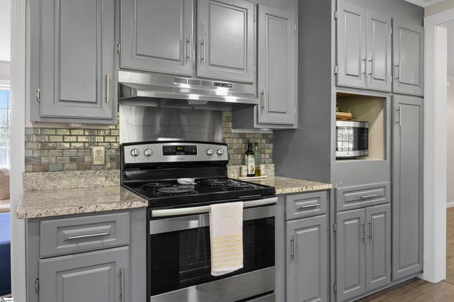 1257 Hampton Road, Inman, SC 29349