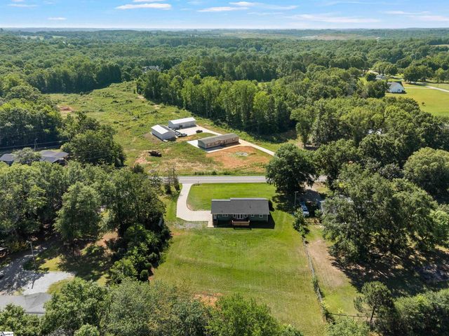 1257 Hampton Road, Inman, SC 29349