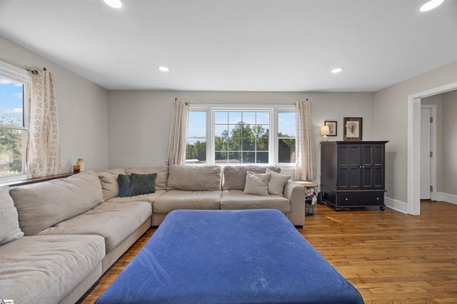 1257 Hampton Road, Inman, SC 29349