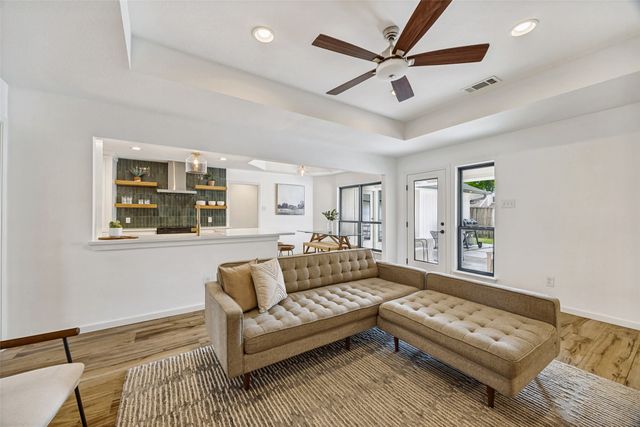 1313 Huntington Drive, Richardson, TX 75080