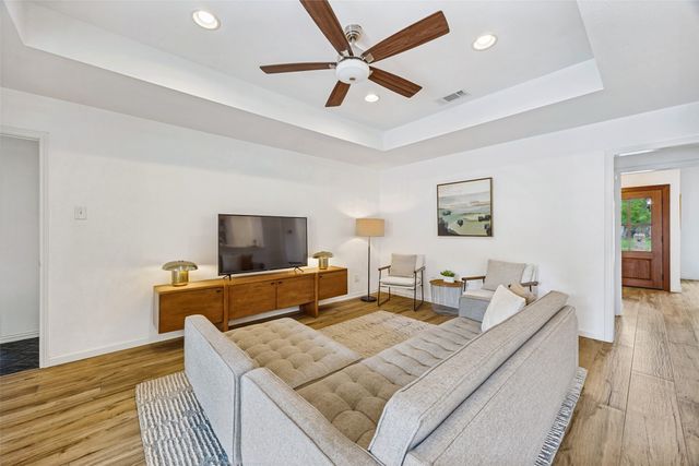 1313 Huntington Drive, Richardson, TX 75080