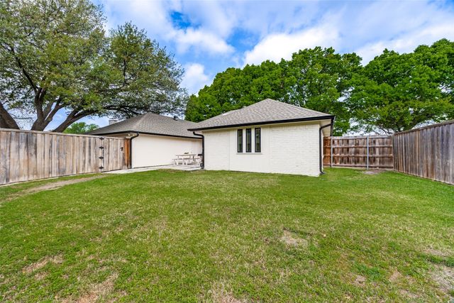 1313 Huntington Drive, Richardson, TX 75080