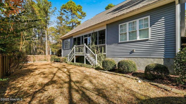 9 Bedford Circle, Pinehurst, NC 28374