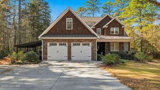 9 Bedford Circle, Pinehurst, NC 28374