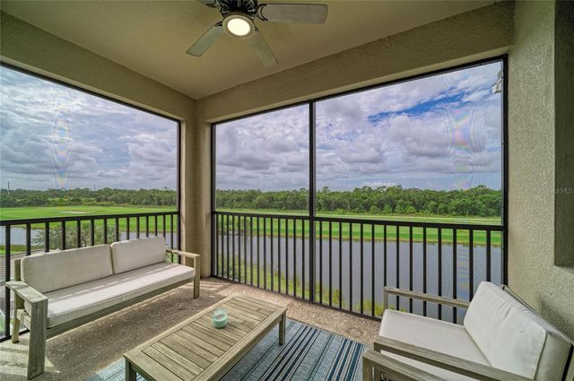17724 GAWTHROP DRIVE 401, Lakewood Ranch, FL 34211