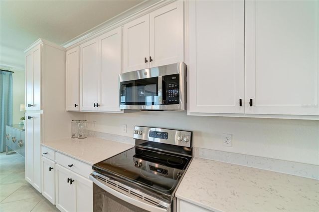 17724 GAWTHROP DRIVE 401, Lakewood Ranch, FL 34211