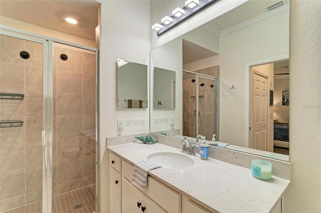 17724 GAWTHROP DRIVE 401, Lakewood Ranch, FL 34211