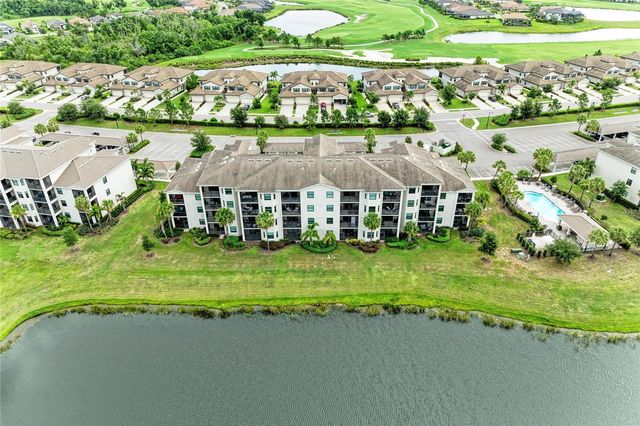 17724 GAWTHROP DRIVE 401, Lakewood Ranch, FL 34211