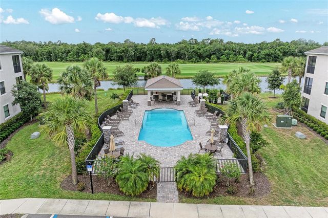 17724 GAWTHROP DRIVE 401, Lakewood Ranch, FL 34211