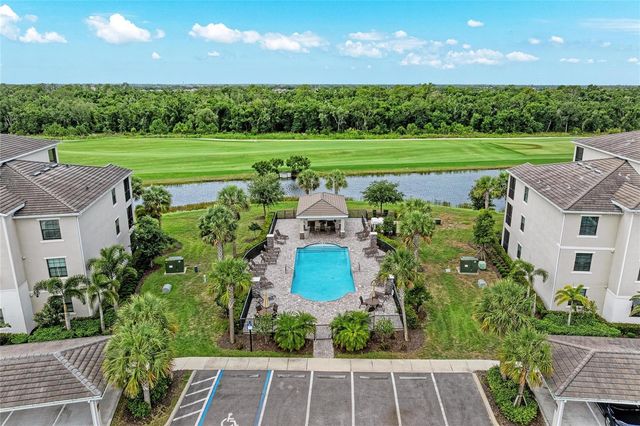 17724 GAWTHROP DRIVE 401, Lakewood Ranch, FL 34211