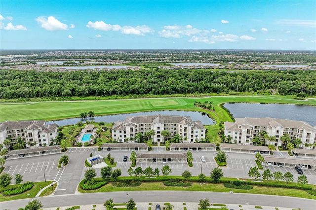 17724 GAWTHROP DRIVE 401, Lakewood Ranch, FL 34211