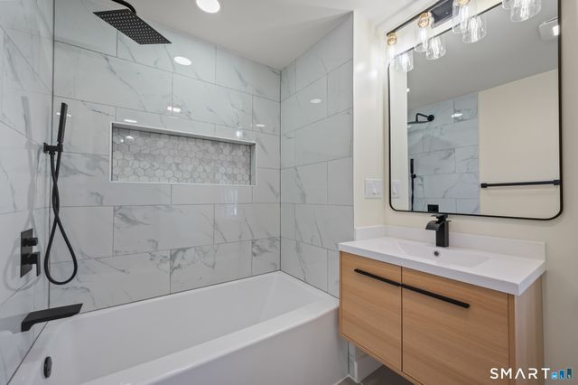 50 Harwich Street, Hartford, CT 06114