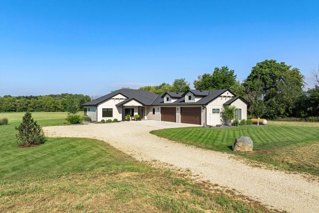 23745 Fairgreen Avenue, Farmington, MN 55024 — photo 2
