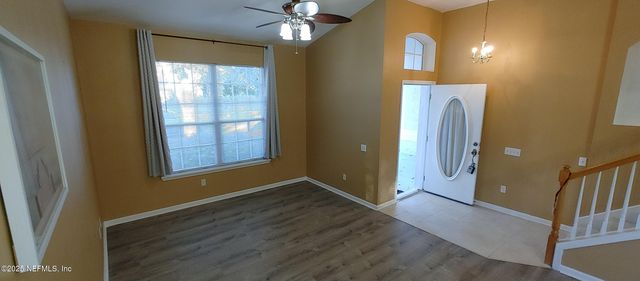 10542 CASTLEBAR GLEN Drive S, Jacksonville, FL 32256