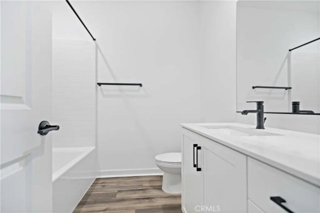 127 Culture, Irvine, CA 92618