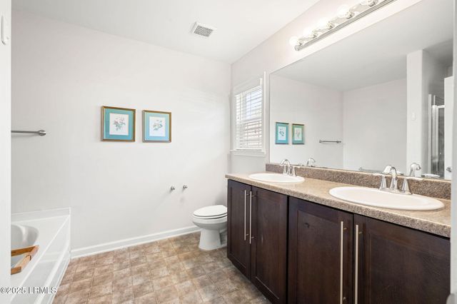 8 Moon Beam Court, Bluffton, SC 29910