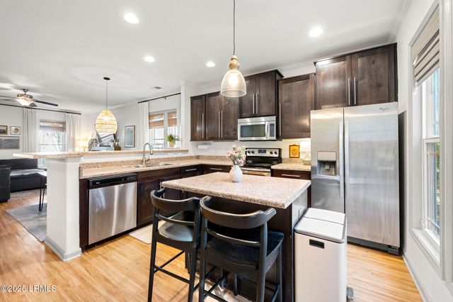 8 Moon Beam Court, Bluffton, SC 29910