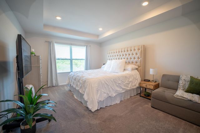 302 Angus Lane, Saline City, MI 48176