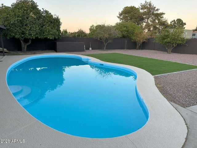 14201 N 55TH Drive, Glendale, AZ 85306